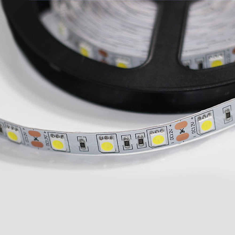 Hengda Led Strip mit 24 Tasten Fernbedienung, RGB 5050 SMD LED Streifen Selbstklebend 12V, led beleuchtung [Energieklasse F]