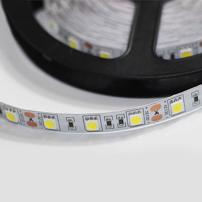 Hengda LED Strip RGB LED Streifen LED Streifenlichter 30 LED 12V Selbstklebend mit 44 Tasten Fernbedienung IP20 LED Band Flexibel für Haus Party Küche [Energieklasse F]